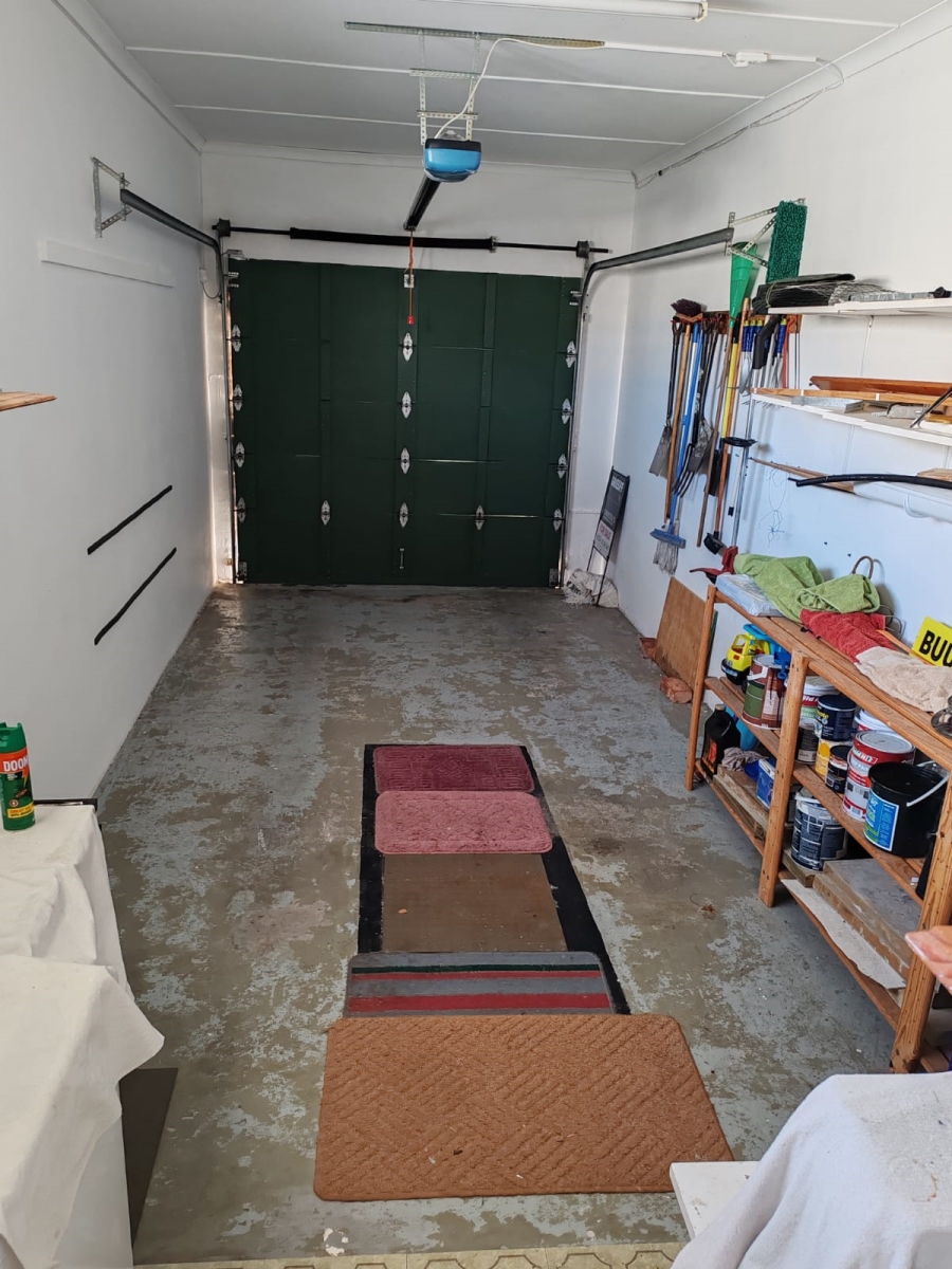 3 Bedroom Property for Sale in De Kelders Western Cape